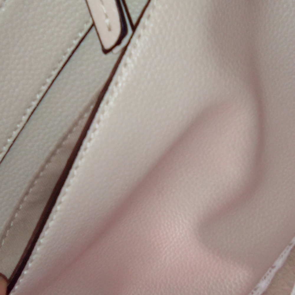 Bag - Picture 2 of 2